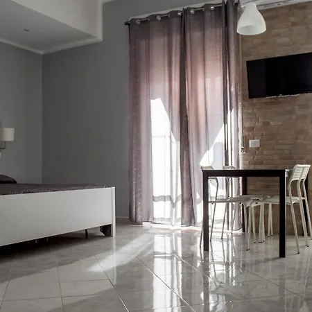 Finestra Sul Glicine Cirò Marina