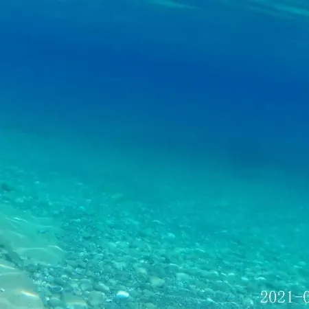 Finestra Sul Glicine Apartment Ciro Marina