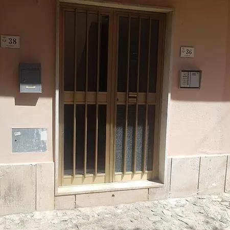 Finestra Sul Glicine شقة Cirò Marina